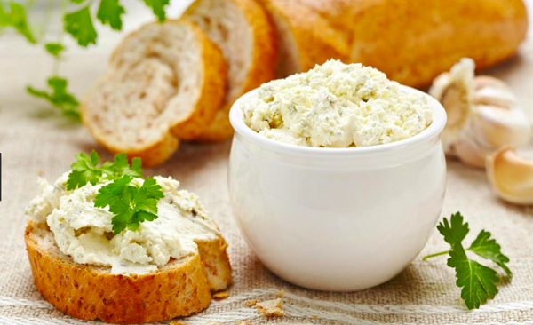 10 Ελληνικά τυριά που πρέπει όλοι να δοκιμάσουν